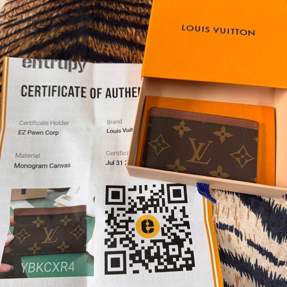 Louis Vuitton Monogram Cardholder - Picture 1 of 3